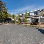 Kuifmees Holiday home Hulshorst