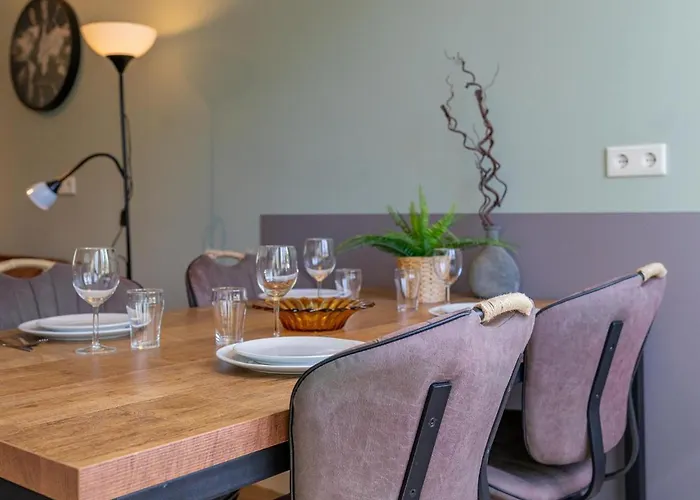 Semesterbostad Kuifmees Hulshorst